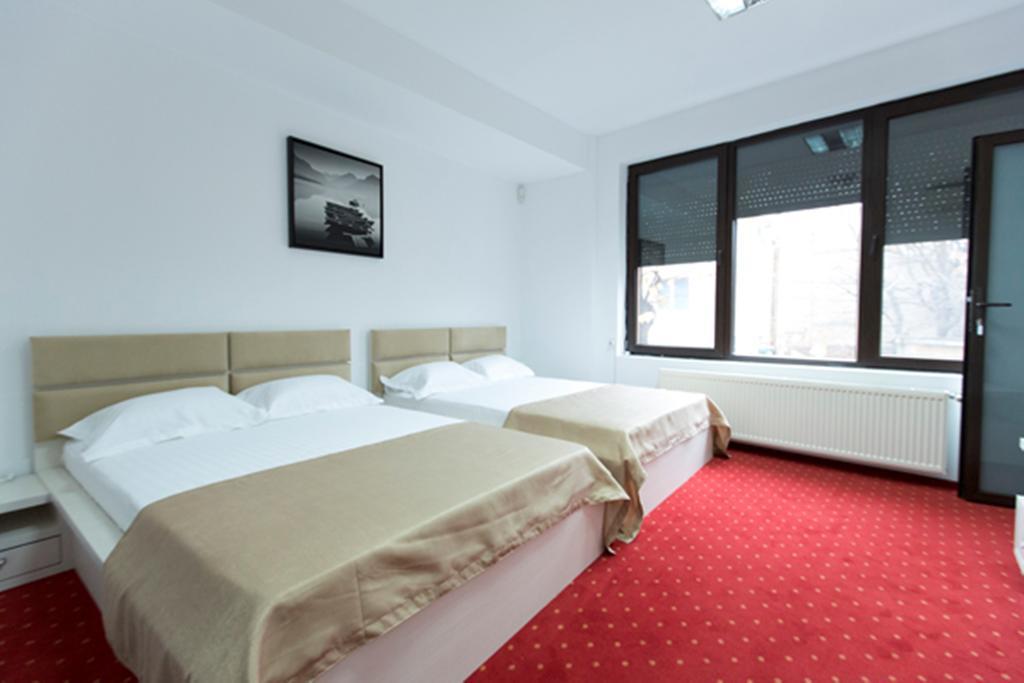 Hotel Thomas Bukares Ruang foto