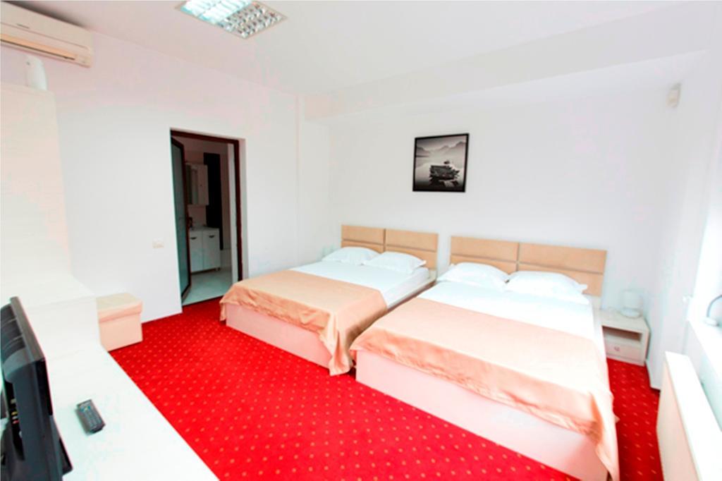 Hotel Thomas Bukares Ruang foto
